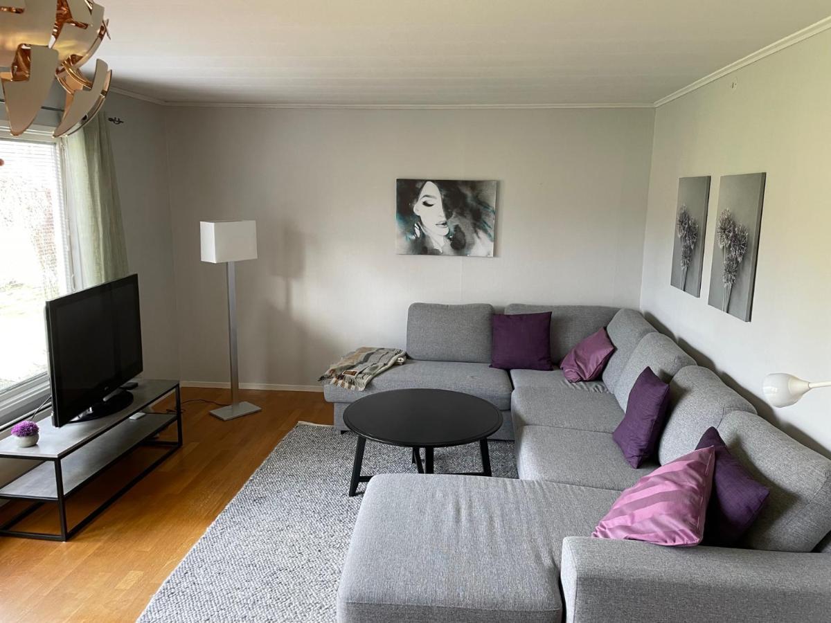 Familjevaenligt Hus Naera Isaberg! Villa Hestra Eksteriør billede